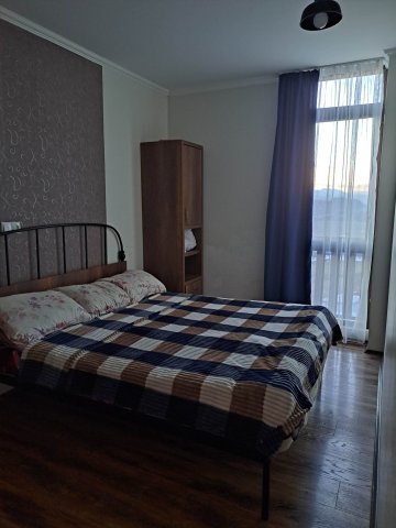 ქირავდება დღიურად კეთილმოწყობილი აპარტამენტი