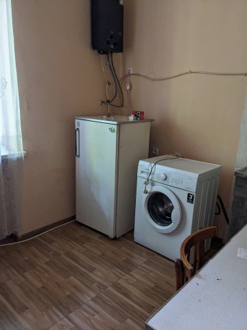 ქირავდება ვაჟა ფშაველაზე
