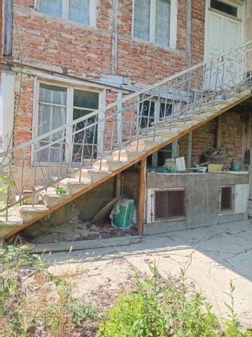 იყიდება სახლი ჯუგაანში