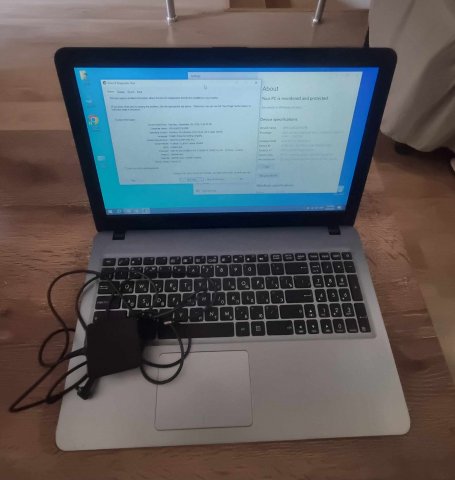 ASUS VivoBook X540BA , SSD : 256 , RAM: 4 GB იყიდება ლეპტოპი