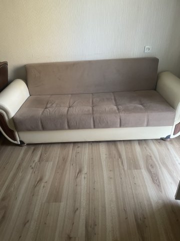 რუსთავში იყიდება დივანი