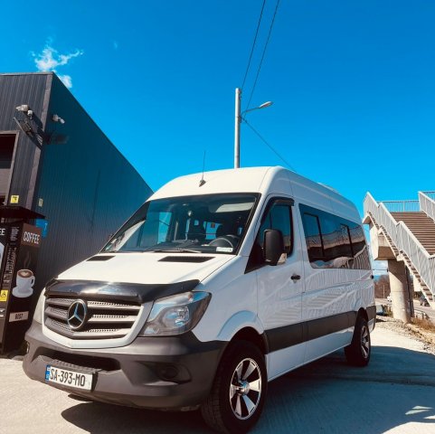 სრულდება რეისები თბილისი ერევანი: