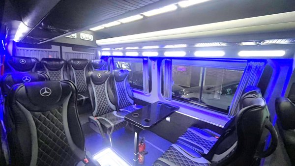 სრულდება რეისები თბილისი ერევანი: