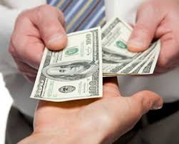 გავასესხებ თანხას თბილისში და ახლო მდებარე რაიონებში უძრავი ქონების გარანტიით.1.5 -2.5 % მდე.შეგვიძლია ასევე დაგეხმაროთ კრედიტის აღებაში ბანკებთან. დაგვიკავშირდით : 599 77 45 93 ; 599 18 08 27